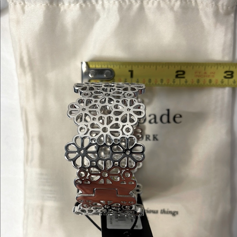 Kate Spade Silver Floral Cutout Bracelet 7” NWT - Picture 8 of 11